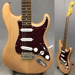 SQUIER BY FENDER CLASSIC VIBE 70S STRATOCASTER LAUREL FINGERBOARD NATURAL 2023