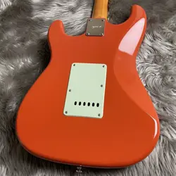 STRATOCASTER -FIESTA RED