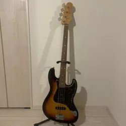 BASS FENDER MADE IN JAPAN JAZZ