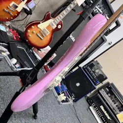 FENDER STRATOCASTER SAFE