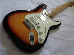 2015 FENDER STANDARD STRATOCASTER HSS MAPLE NECK MEXICO GUITAR 3 COLOR SUNBURST