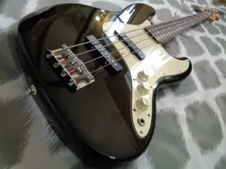 1997 SQUIER BY FENDER JAZZ BASS GUITAR 4 STRING BLACK RARE MEXICO GOLDEN LOGO