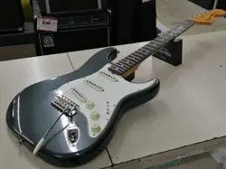 FENDER CUSTOM SHOP 70 STRATOCASTER JRN ELECTRIC GUITAR