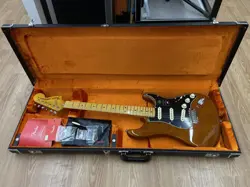 FENDER AMERICAN II 1973 STRAT ELECTRIC GUITAR