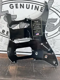 FENDER AMERICAN ULTRA LUXE STRATOCASTER PICKGUARD