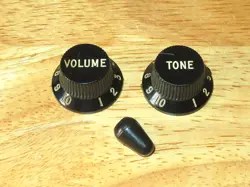 1981 BLACK STRATOCASTER