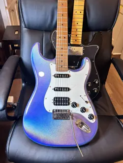 ULTRA AMETHYST STRATOCASTER