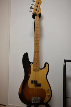 FENDER MEXICO ROAD WORN 50S PRECISION BASS