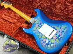 BLUE FLOWER STRATOCASTER