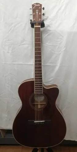 FENDER ACOUSTIC PM-3C