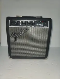 SQUIER FRONTMAN 10G ELECTRIC GUITAR AMPLIFIER FENDER PR 357