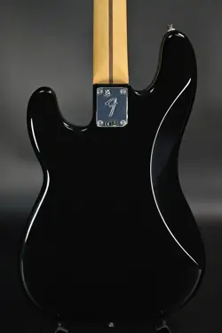 FENDER PLAYER II PRECISION BASS MAPLE BLACK   SAKAE