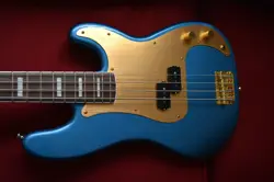 SQUIER FENDER 40TH ANNIVERSARY PRECISION BASS - LAKE PLACID BLUE MINT!