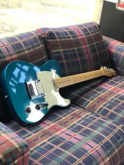2001 FENDER AMERICAN TELECASTER W/ SEYMOUR DUNCAN BRIDGE