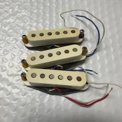 STRATOCASTER WHITE *FREE