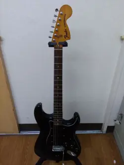 FENDER USA STRATOCASTER 1977 SAFE DELIVERY FROM JAPAN