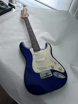 GUITAR FENDER TRAVEL