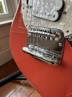 2021 FENDER KURT COBAIN SIGNATURE JAG-STANG - FIESTA RED