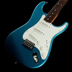 FENDER / MIJ TRADITIONAL LATE 60S STRATOCASTER LAKE PLACID BLUE S/N: JD24019391