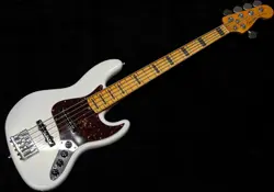 FENDER AMERICAN ULTRA JAZZ BASS V MAPLE FINGERBOARD, ARCTIC PEARL 2023