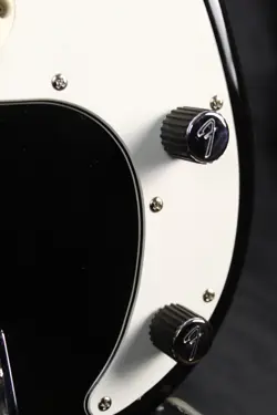 PRECISION BASS ACTIVE