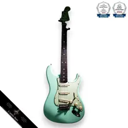 FENDER CUSTOM SHOP 1960 STRATOCASTER RELIC SURF GREEN ELECTRIC GUITAR 2011