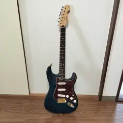 FENDER MEXICO DELUXE PLAYER STRATOCASTER NO.LG695