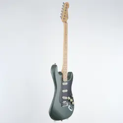 STRATOCASTER OLIVE