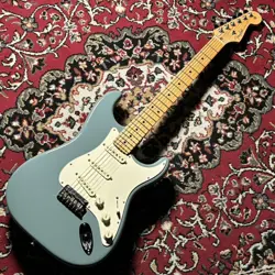 FENDER S AMERICAN PROFESSIONAL STRATOCASTER