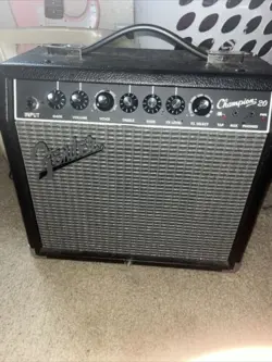FENDER CHAMPION 20 GUITAR AMP