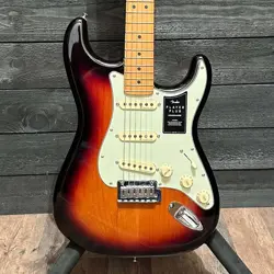 FENDER PLAYER PLUS STRATOCASTER ELECTRIC GUITAR - SUNBURST