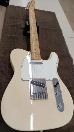 FENDER MEXICO STANDARD TELECASTER ELECTRIC GUITAR