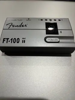 FENDER FT 100 GUITAR BASS CHROMATIC TUNER
