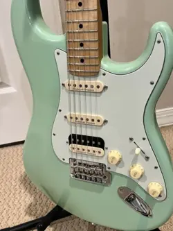 FENDER STRATOCASTER ELECTRIC GUITAR - MIM SPECIAL EDITION