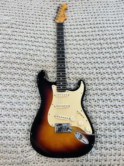 II STRATOCASTER ULTRA