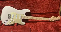 FENDER MADE IN JAPAN IKEBE FSR 1966 STRATOCASTER REVERSE HEAD US BLONDE