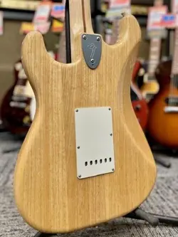 70S STRATOCASTER -NATURAL
