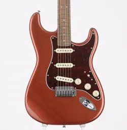 USED FENDER / PLAYER PLUS STRATOCASTER AGED CANDY APP