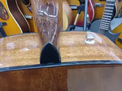 FENDER CD-60 DREADNOUGHT ACOUSTIC GUITAR, SOLID SPRUCE TOP, MAHOGANY BODY