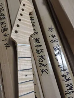 5A 21 FRETS TIGER ROASTED FLAME MAPLE STRAT ELECTRIC GUITAR NECK FOR DIY FENDER