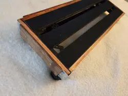 PEDAL BOARD WALNUT