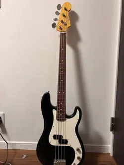 FENDER JAPAN PB62-53 ELECTRIC BASS GUITAR MUSICAL INSTRUMENT USED