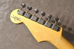 STRATOCASTER NOS WIDE