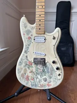 2020 FENDER SHAWN MENDES FOUNDATION MUSICMASTER - YELLOW FLORAL
