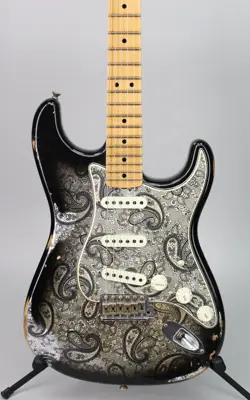 USED 2018 FENDER CUSTOM SHOP LIMITED EDITION '68 BLACK PAISLEY STRAT RELIC