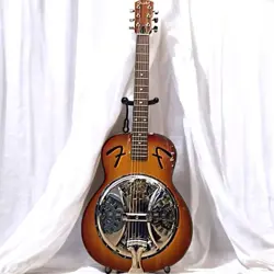 F-HOLE DESIGN BRIGHT