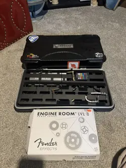 PEDALBOARD WITH FENDER