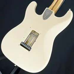 FENDER JAPAN  USED  ST72 70 (VINTAGE WHITE)  SN. A033878 NO.DG241