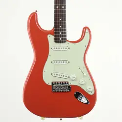 FENDER  MADE IN JAPAN TRADITIONAL II 60S STRATOCASTER FIESTA RED ELECTRIC GUITAR