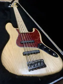 2012  FENDER USA JAZZ BASS V 3.9KG NO.MG825